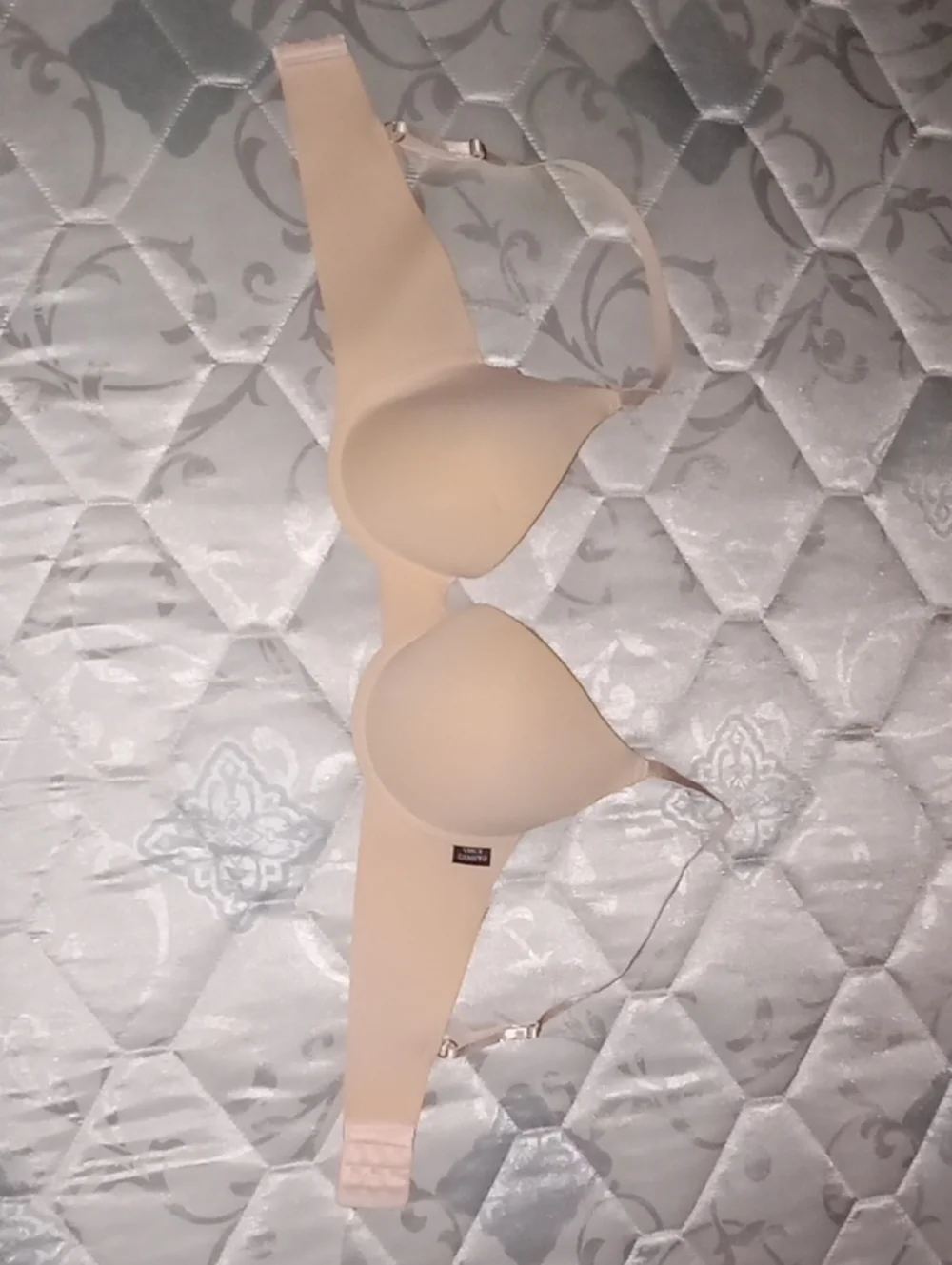 Vince Camuto Nude Bra